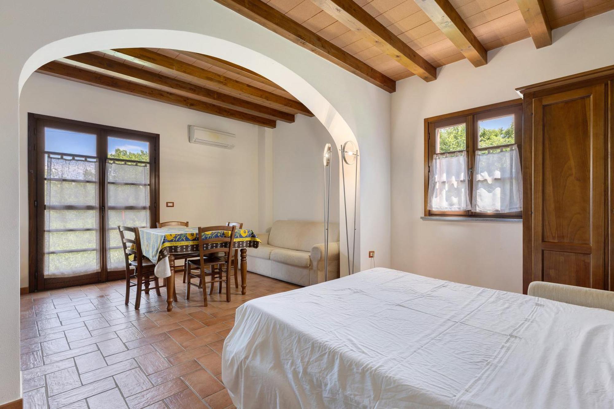 מונטופולי אין ואל ד'ארנו La Bettola Tavern Rooms Restaurant מראה חיצוני תמונה